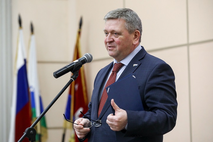 SHU_1828 2.jpg SHU_1828 2.jpg